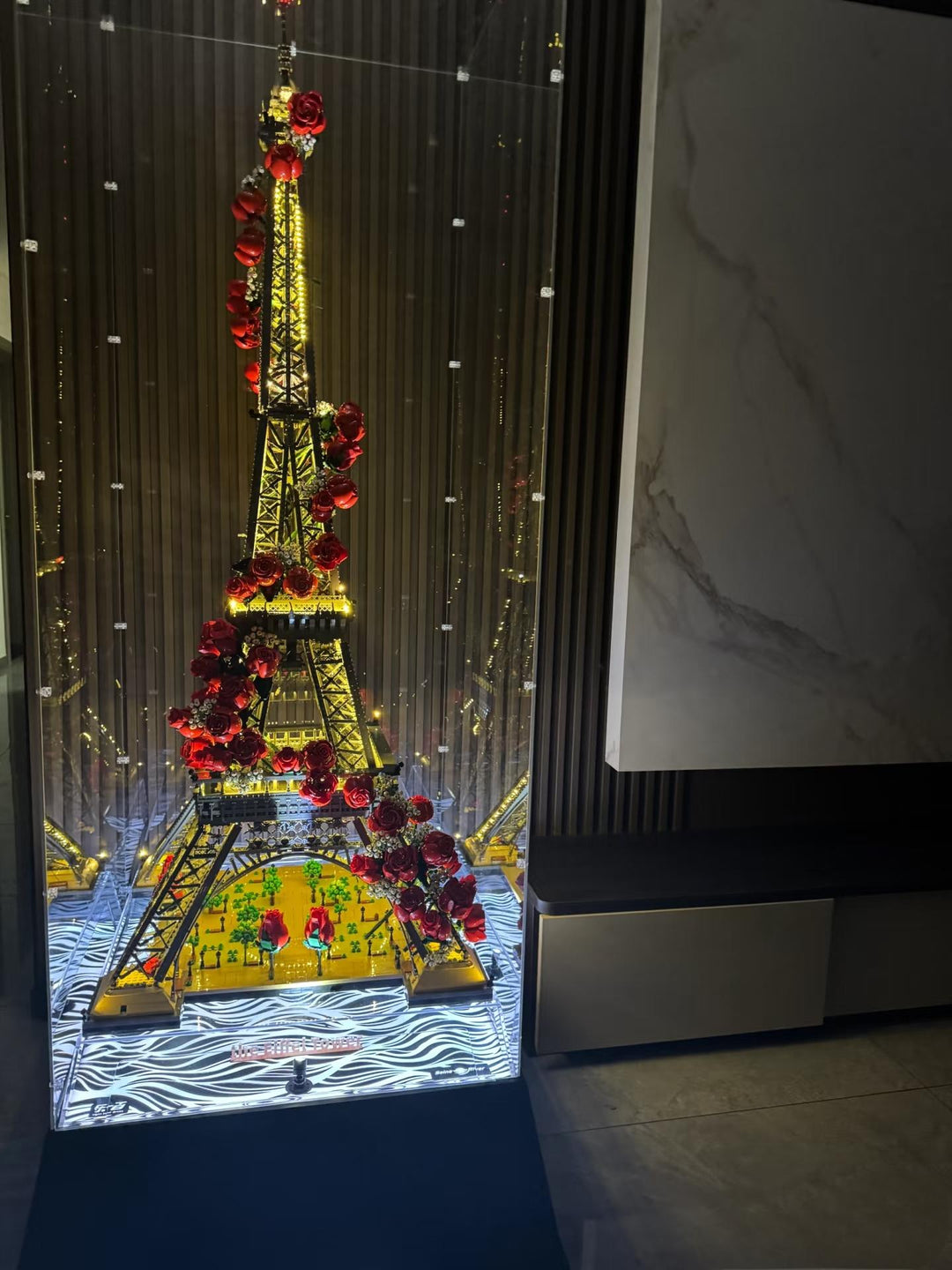 Where to Buy LEGO Display Cases in the UK – Top Local Picks - brickzonehub