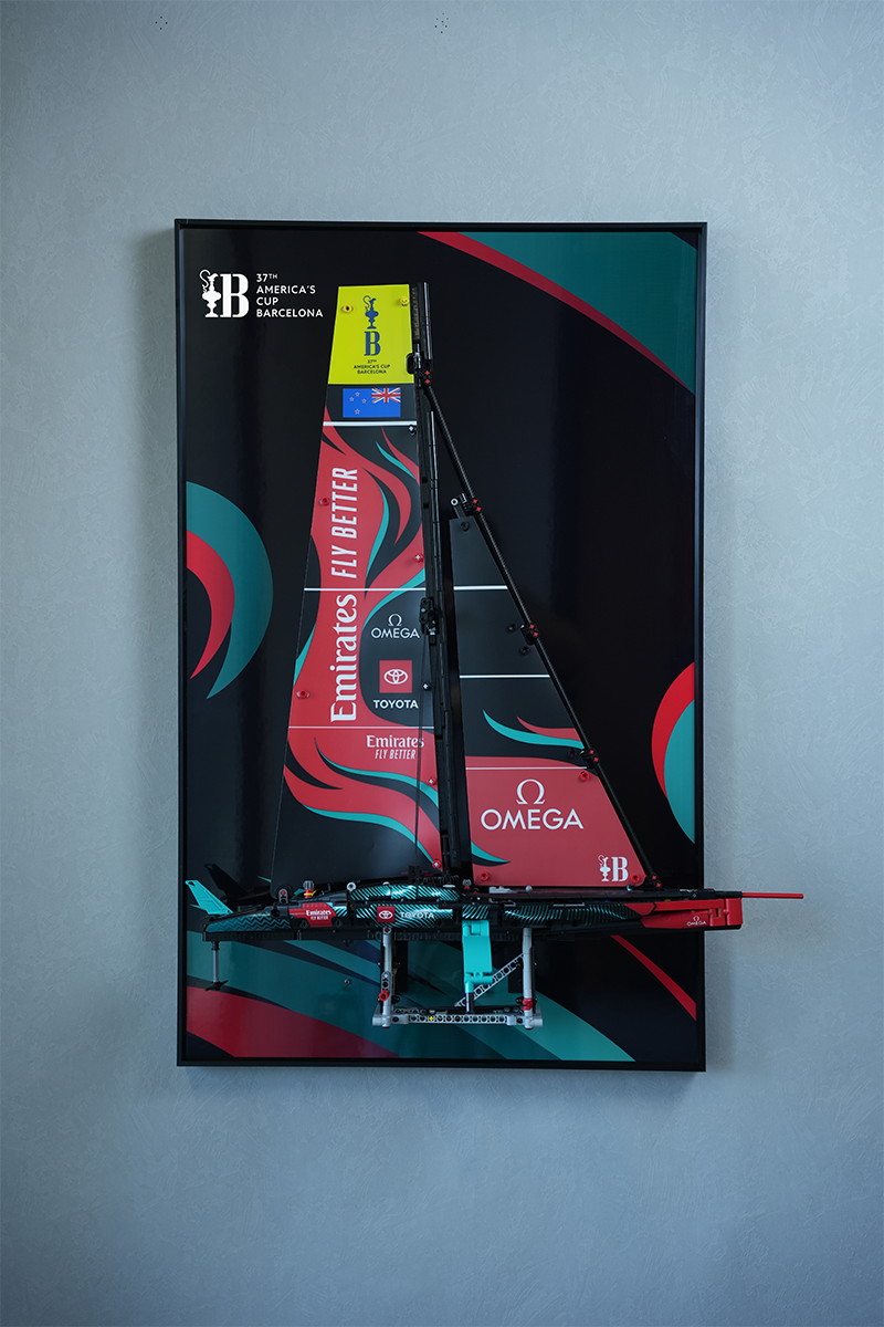 lego-Wall Frame Display for Lego Emirates Team New Zealand Boat-collectors-uk