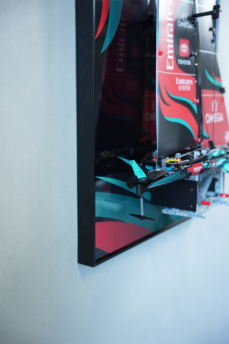lego-Wall Frame Display for Lego Emirates Team New Zealand Boat-collectors-uk