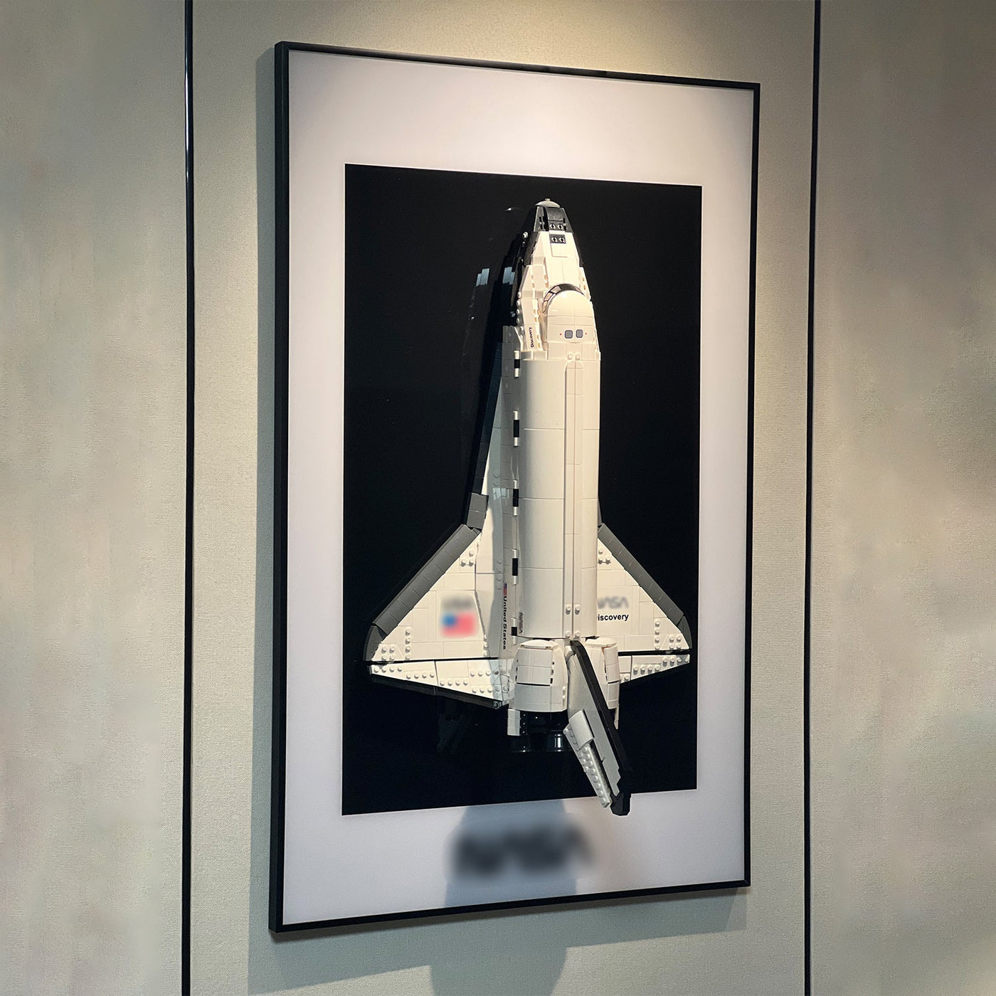 lego-Wall Display Frame for Lego NASA Space Shuttle Discovery 10283-collectors-uk